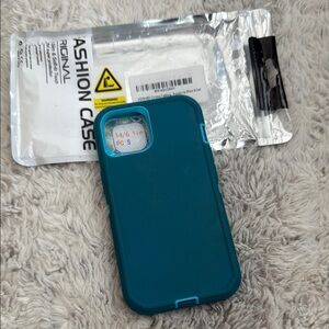 Soft Teal iPhone 14 Case